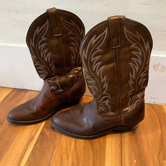 Laredo Shoes - Women’s Laredo Lea Vamp Fox Brown Cowboy Boots, size 7, GUC, cowgirl, western